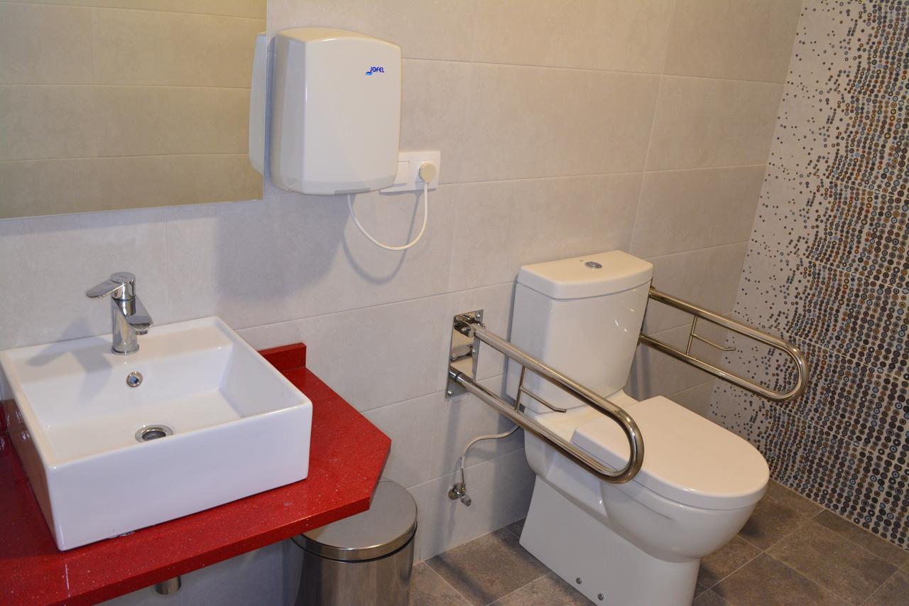 Hotel Mica Palas de Rei Ngoại thất bức ảnh