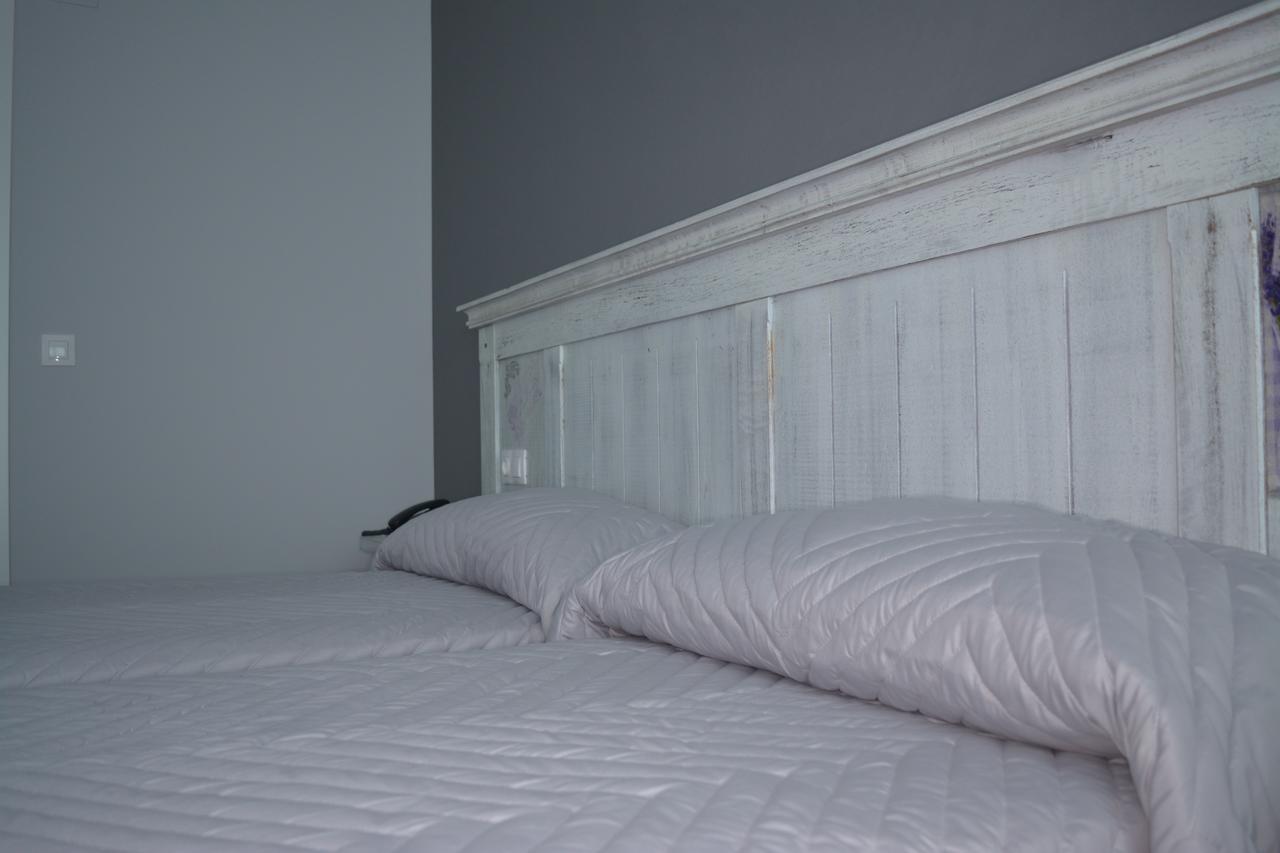 Hotel Mica Palas de Rei Ngoại thất bức ảnh