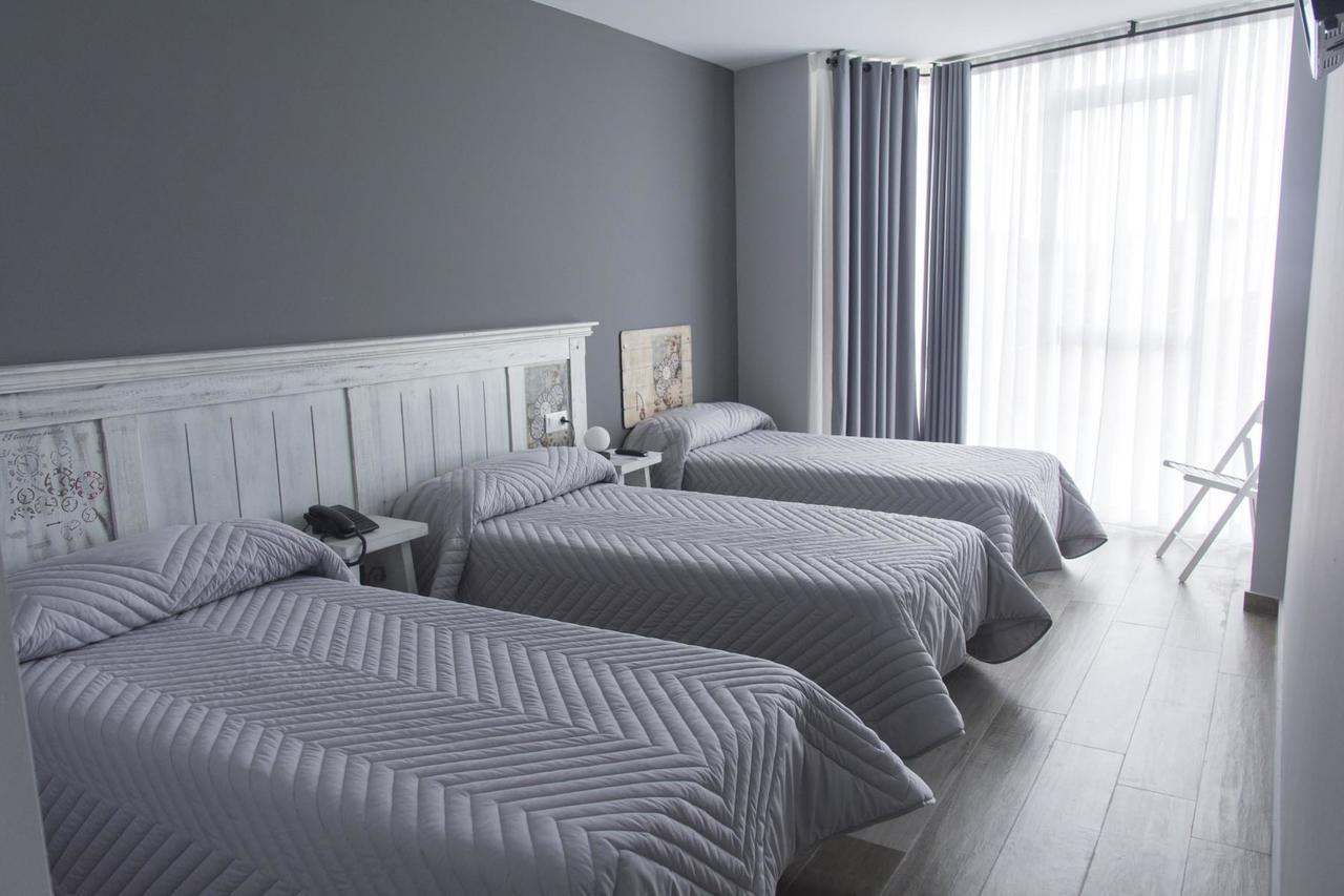 Hotel Mica Palas de Rei Ngoại thất bức ảnh